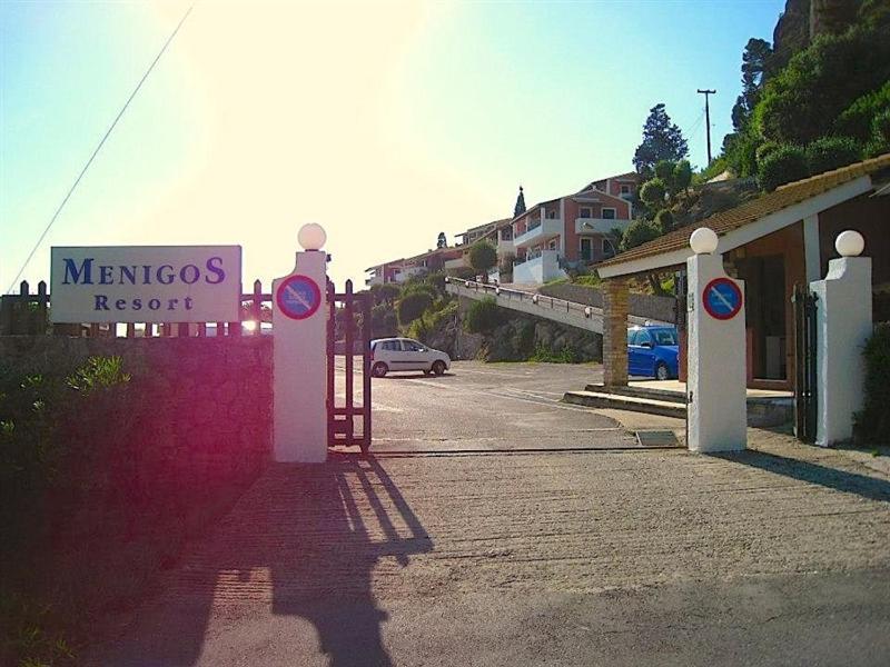 Corfu Glyfada Menigos Resort Home 72 מראה חיצוני תמונה